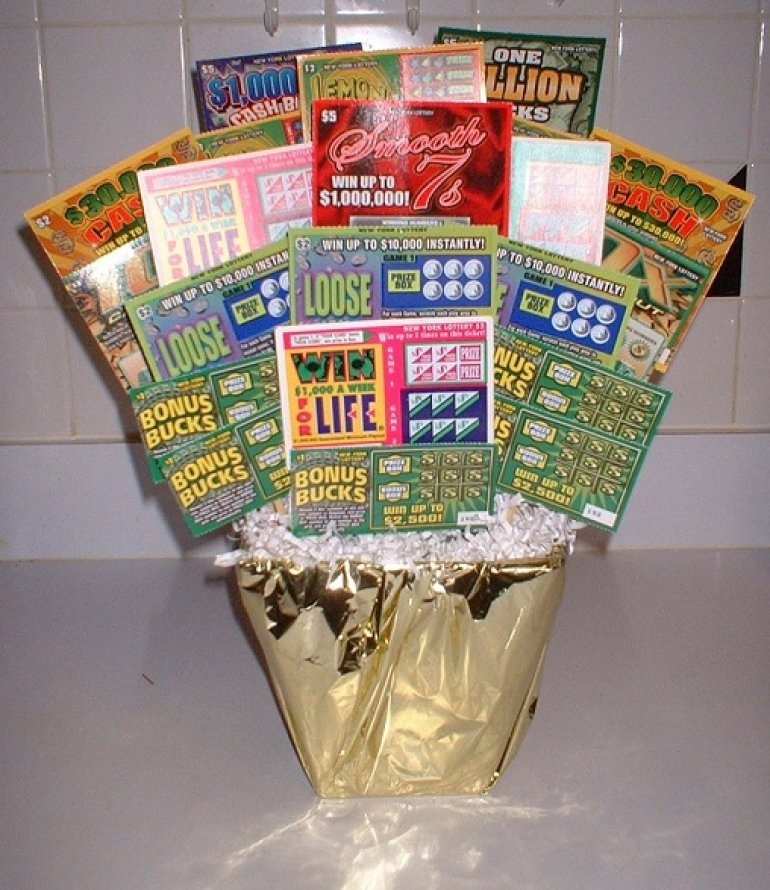 Lottery Ticket Bouquet Ms(1)